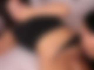 Emperatriz y Linsey's Live Sex Cam Show