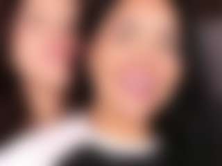 Emperatriz y Linsey's Live Sex Cam Show