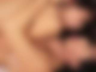 Emperatriz y Linsey's Live Sex Cam Show