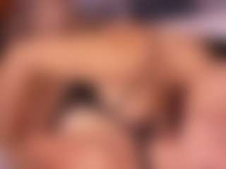 Emperatriz y Linsey's Live Sex Cam Show