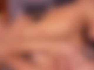 Emperatriz y Linsey's Live Sex Cam Show