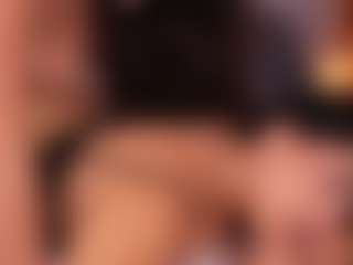 Emperatriz y Linsey's Live Sex Cam Show