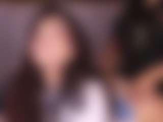 Emperatriz y Linsey's Live Sex Cam Show