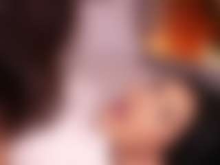 Emperatriz y Linsey's Live Sex Cam Show