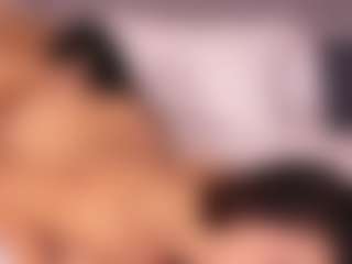 Emperatriz y Linsey's Live Sex Cam Show