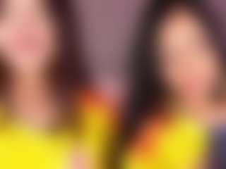 Emperatriz y Linsey's Live Sex Cam Show