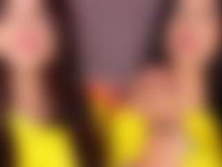 Emperatriz y Linsey's Live Sex Cam Show
