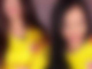 Emperatriz y Linsey's Live Sex Cam Show