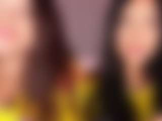 Emperatriz y Linsey's Live Sex Cam Show