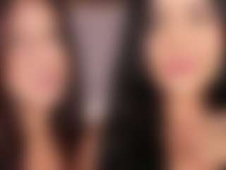 Emperatriz y Linsey's Live Sex Cam Show