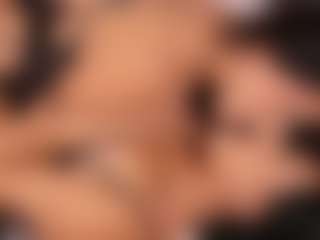 Emperatriz y Linsey's Live Sex Cam Show