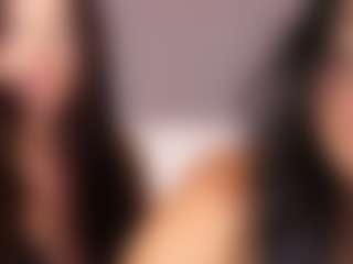 Emperatriz y Linsey's Live Sex Cam Show