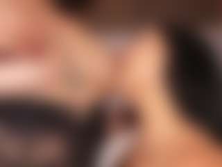 Emperatriz y Linsey's Live Sex Cam Show
