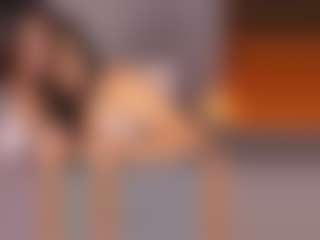 Emperatriz y Linsey's Live Sex Cam Show