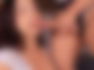 Emperatriz y Linsey's Live Sex Cam Show