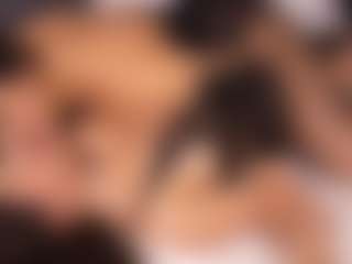 Emperatriz y Linsey's Live Sex Cam Show