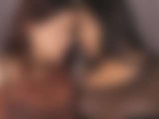 Emperatriz y Linsey's Live Sex Cam Show