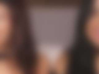 Live cam show with Emperatriz y Linsey - Shaved Pussy Teen (18+) on galaxygirlnitro.com