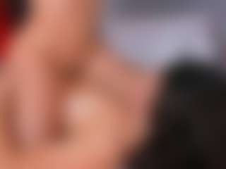Emperatriz y Linsey's Live Sex Cam Show