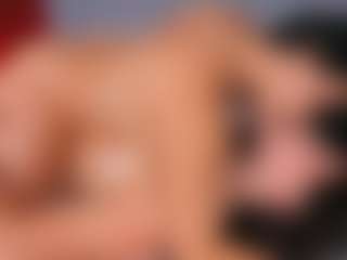 Emperatriz y Linsey's Live Sex Cam Show