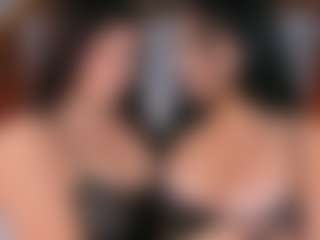 Emperatriz y Linsey's Live Sex Cam Show