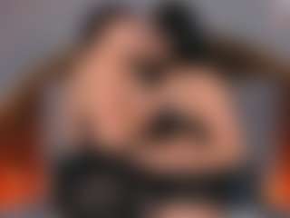 Emperatriz y Linsey's Live Sex Cam Show