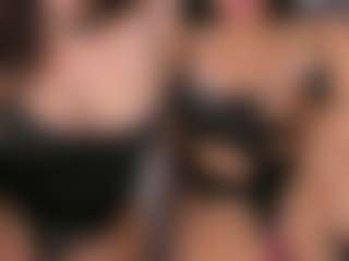 Emperatriz y Linsey's Live Sex Cam Show