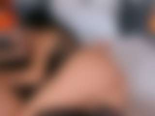 Emperatriz y Linsey's Live Sex Cam Show