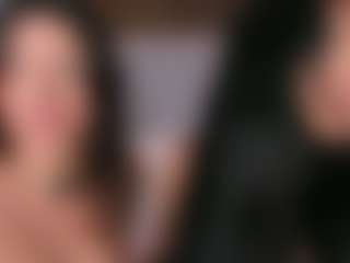 Emperatriz y Linsey's Live Sex Cam Show