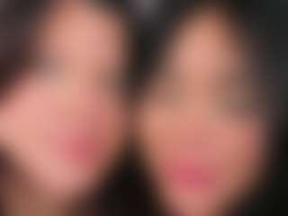 Emperatriz y Linsey's Live Sex Cam Show