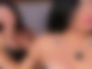 Emperatriz y Linsey's Live Sex Cam Show