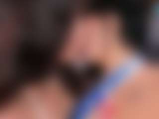 Emperatriz y Linsey's Live Sex Cam Show