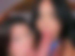 Emperatriz y Linsey's Live Sex Cam Show