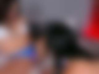 Emperatriz y Linsey's Live Sex Cam Show