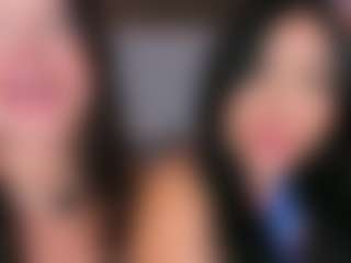 Emperatriz y Linsey's Live Sex Cam Show