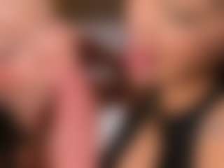Live cam show with Emperatriz y Linsey - Big Ass Teen (18+) on SpunkLive