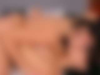 Emperatriz y Linsey's Live Sex Cam Show