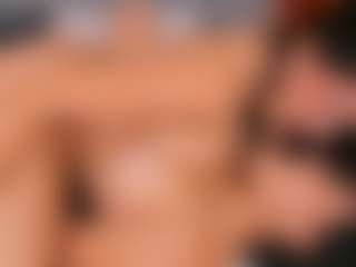 Emperatriz y Linsey's Live Sex Cam Show