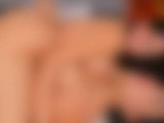Emperatriz y Linsey's Live Sex Cam Show