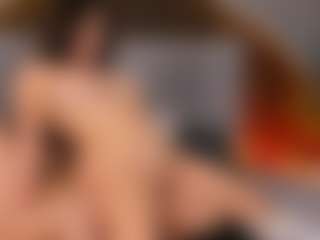 Emperatriz y Linsey's Live Sex Cam Show