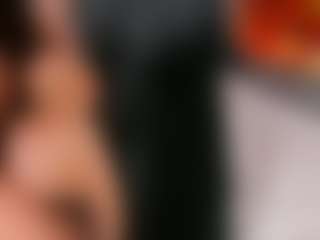 Emperatriz y Linsey's Live Sex Cam Show
