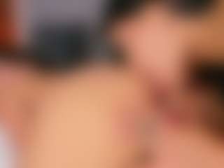 Emperatriz y Linsey's Live Sex Cam Show