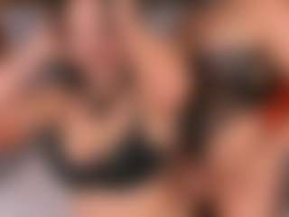 Emperatriz y Linsey's Live Sex Cam Show