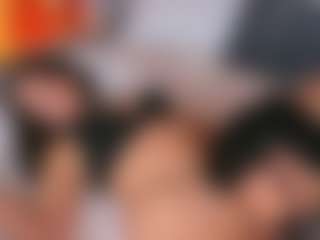Emperatriz y Linsey's Live Sex Cam Show