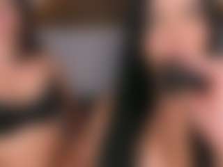Emperatriz y Linsey's Live Sex Cam Show