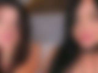 Emperatriz y Linsey's Live Sex Cam Show
