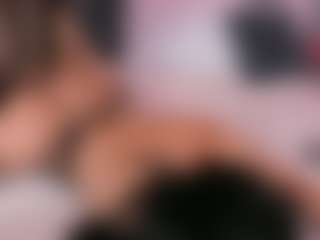 Emperatriz y Linsey's Live Sex Cam Show