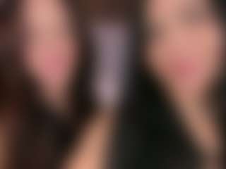 Emperatriz y Linsey's Live Sex Cam Show
