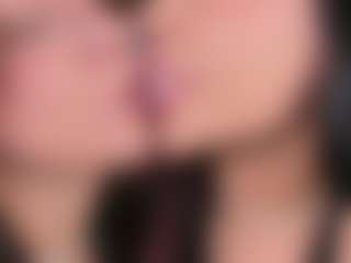 Emperatriz y Linsey's Live Sex Cam Show