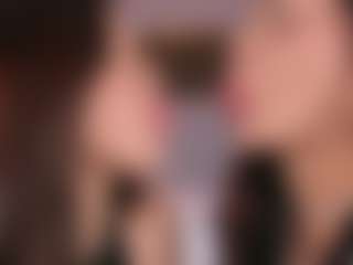 Emperatriz y Linsey's Live Sex Cam Show